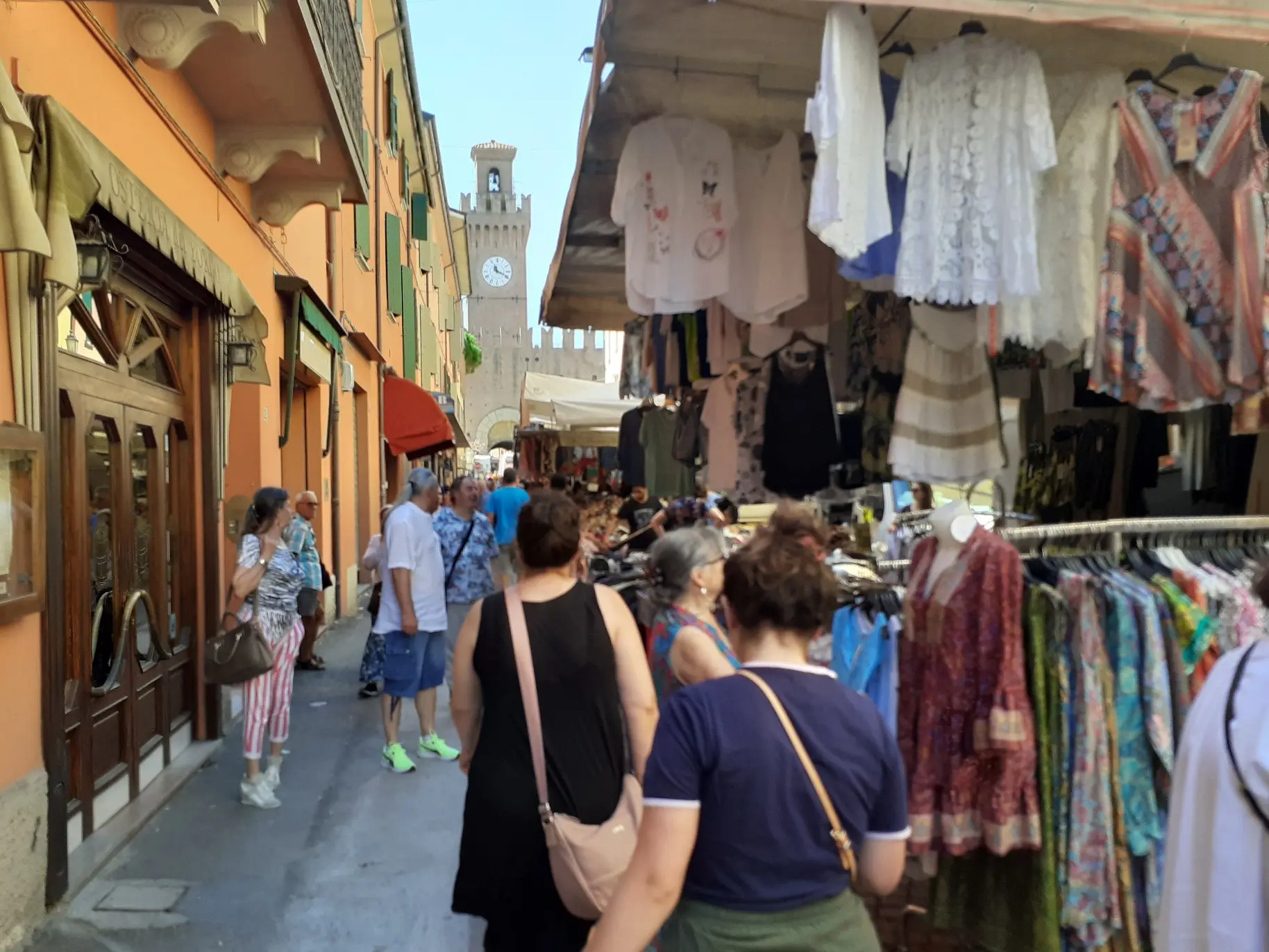 Mercato tradizionale del lunedì