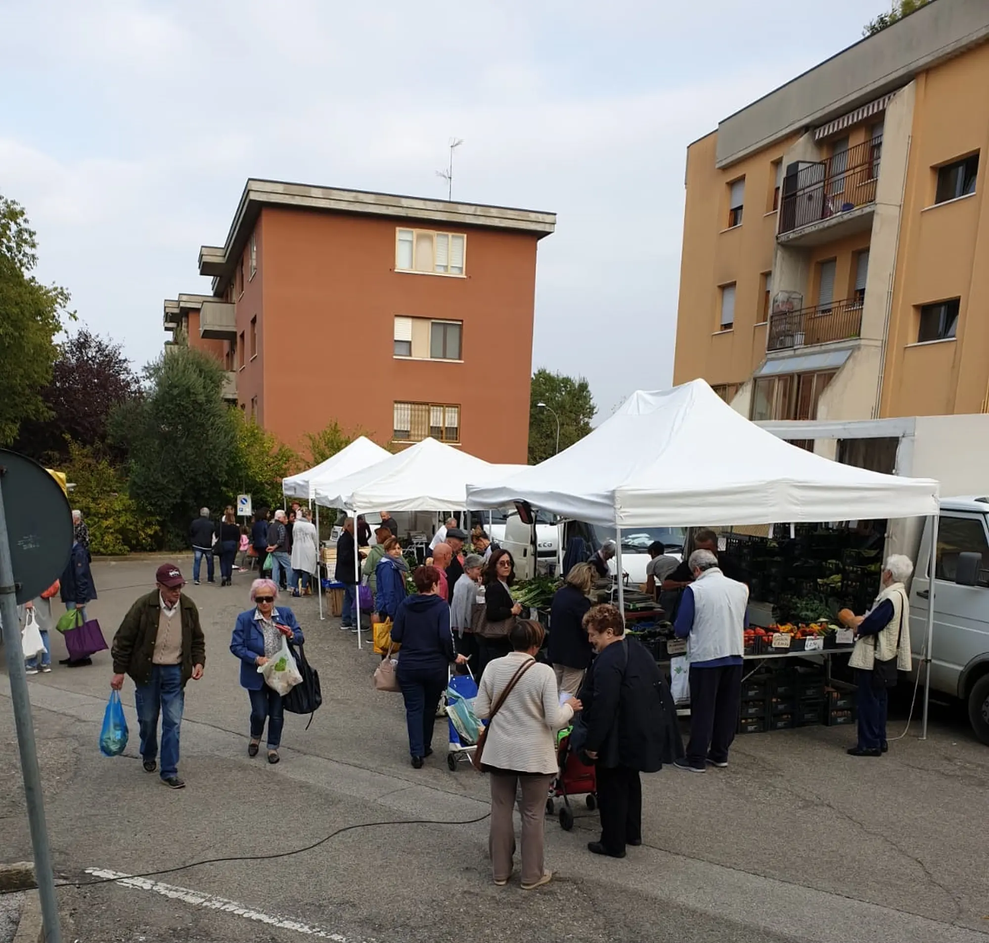 Farmer's Market Bertella SOSPESO PER ALLERTA METEO ROSSA
