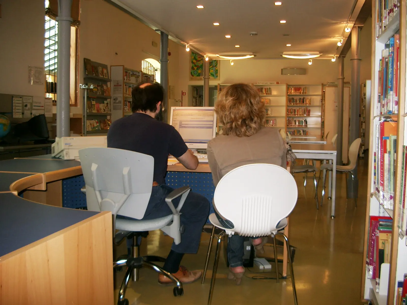 Digitale Facile in Biblioteca: "Trasforma i tuoi documenti cartacei in digitali"