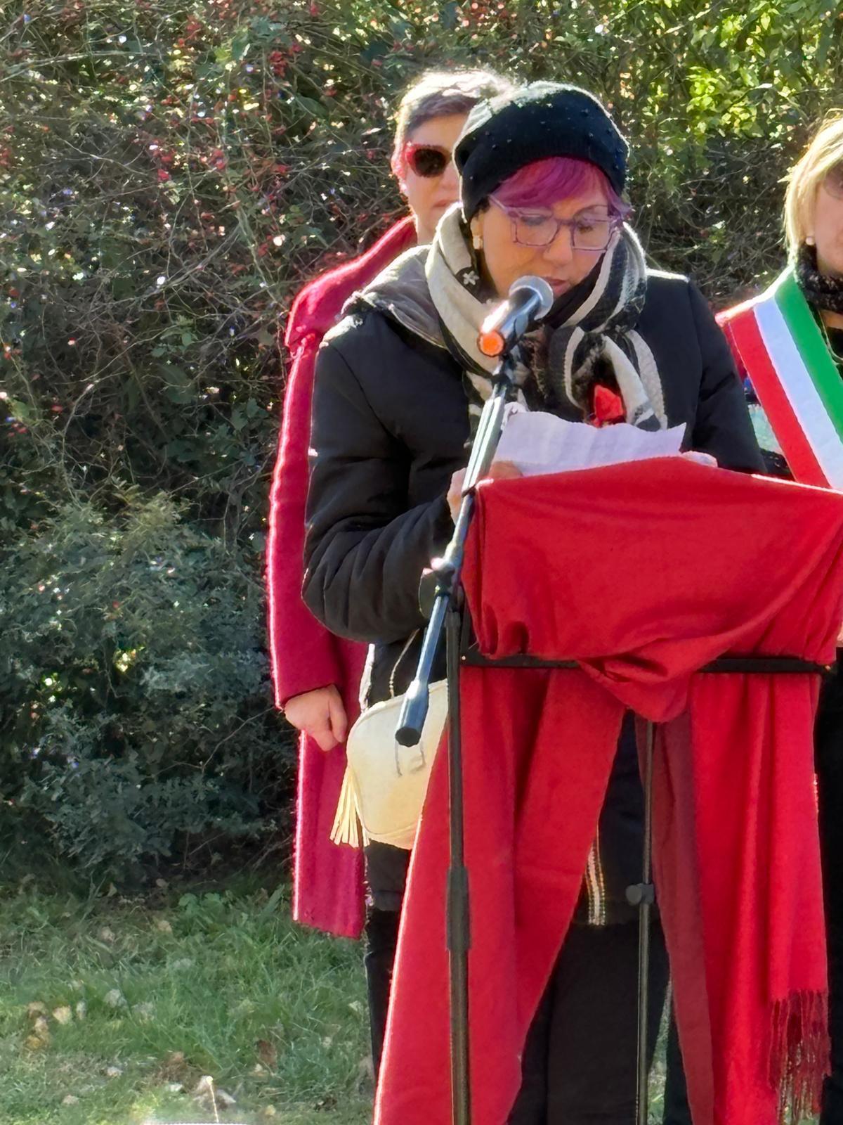 Inaugurazione panchina rossa Osteria Grande 23-11-2024