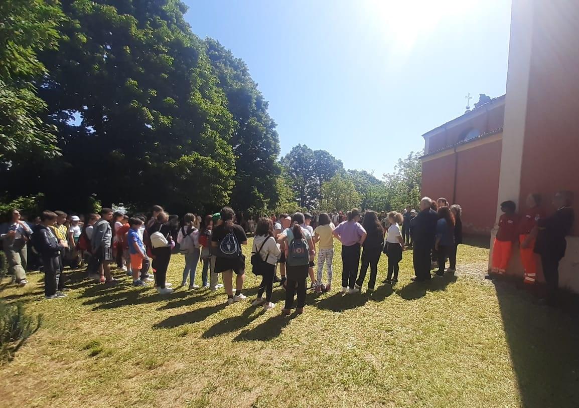 I Sentieri della Memoria - scuole a Montecalderaro -14mag2025