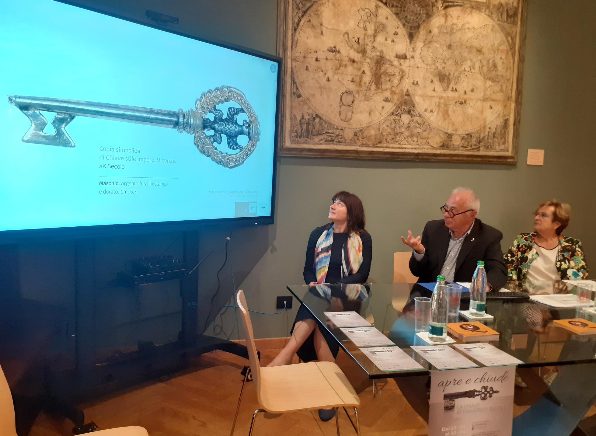 Conferenza stampa mostra 