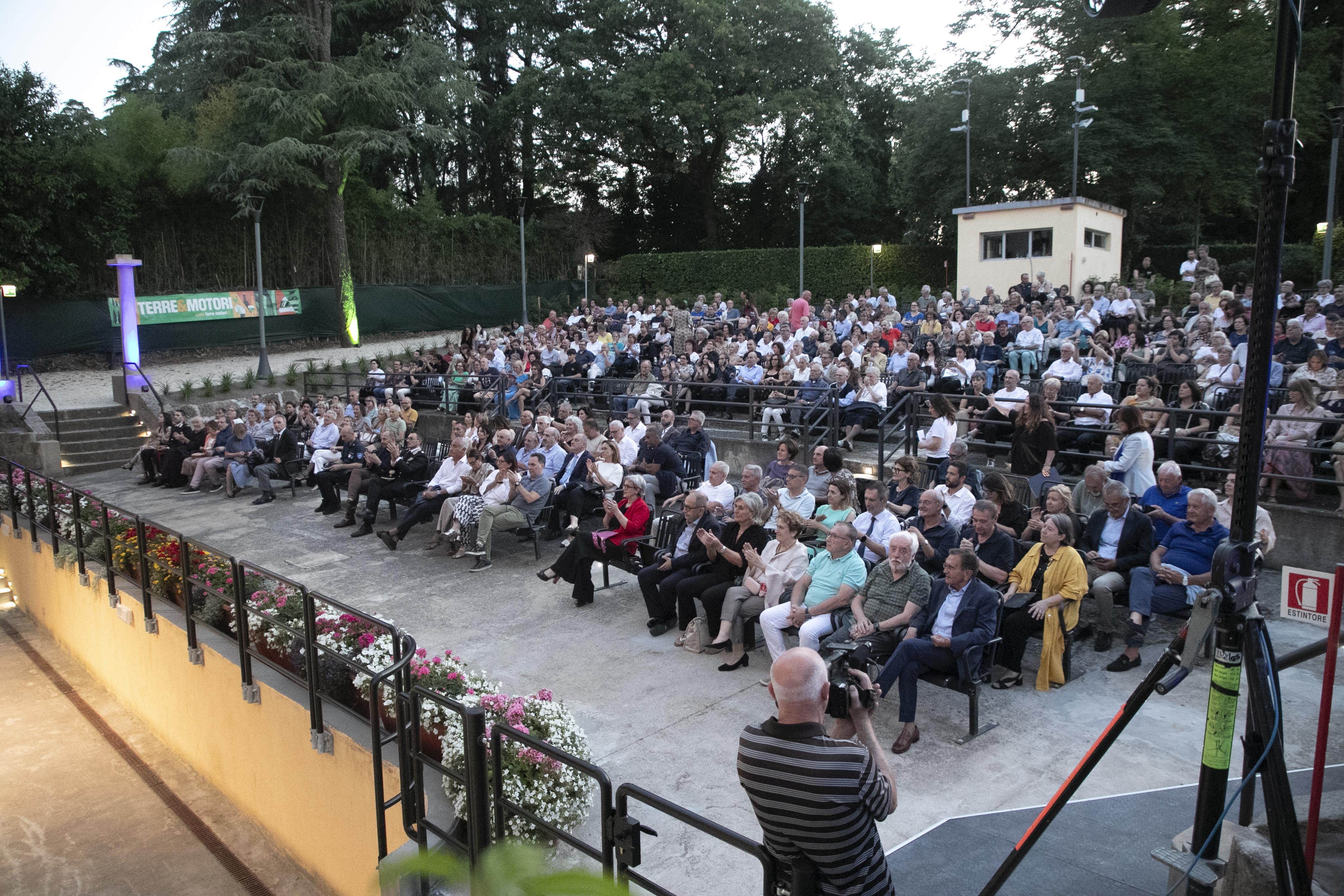 Serata inaugurale stagione estiva 2025 con Mogol e Lavezzi