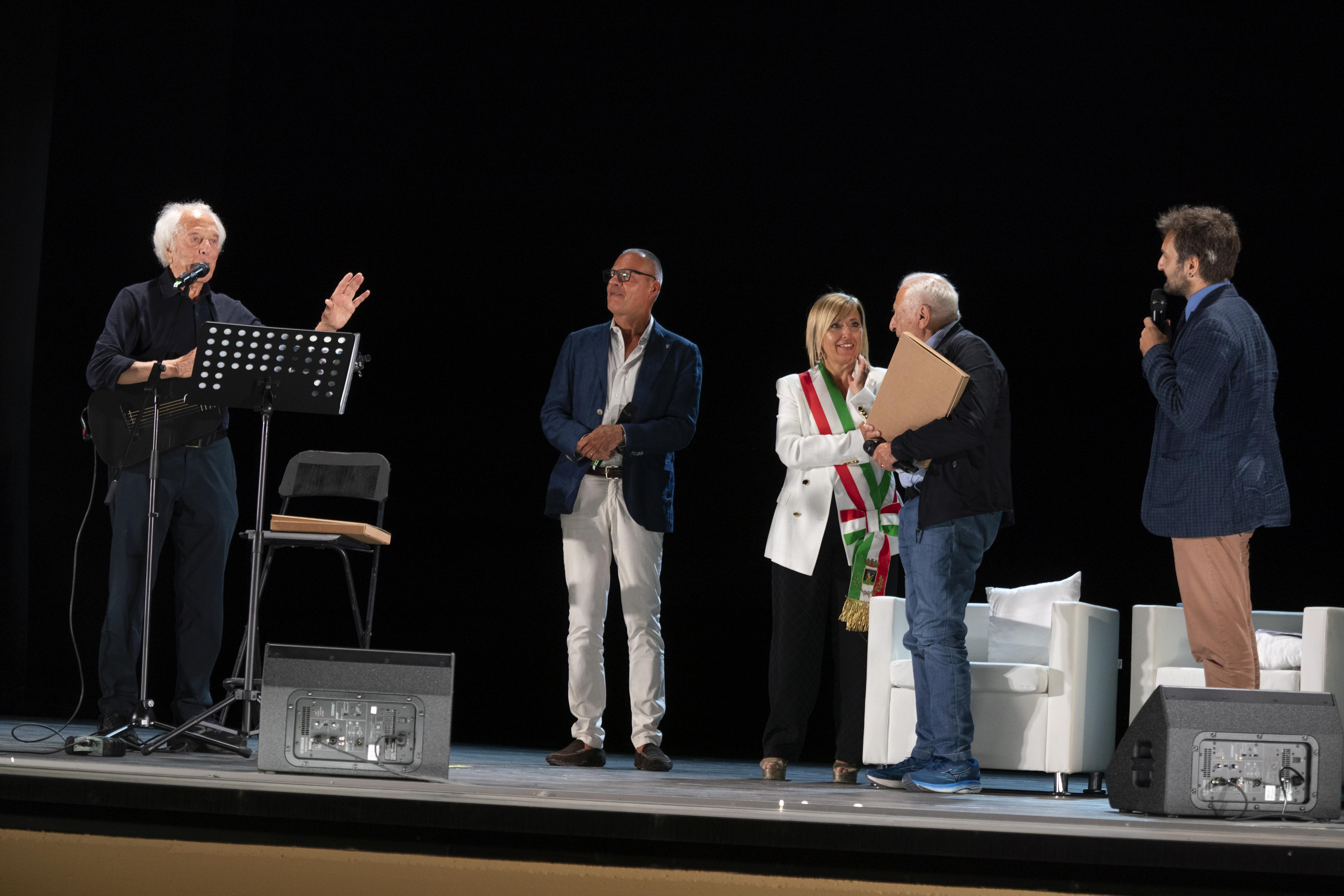 Serata inaugurale stagione estiva 2025 con Mogol e Lavezzi
