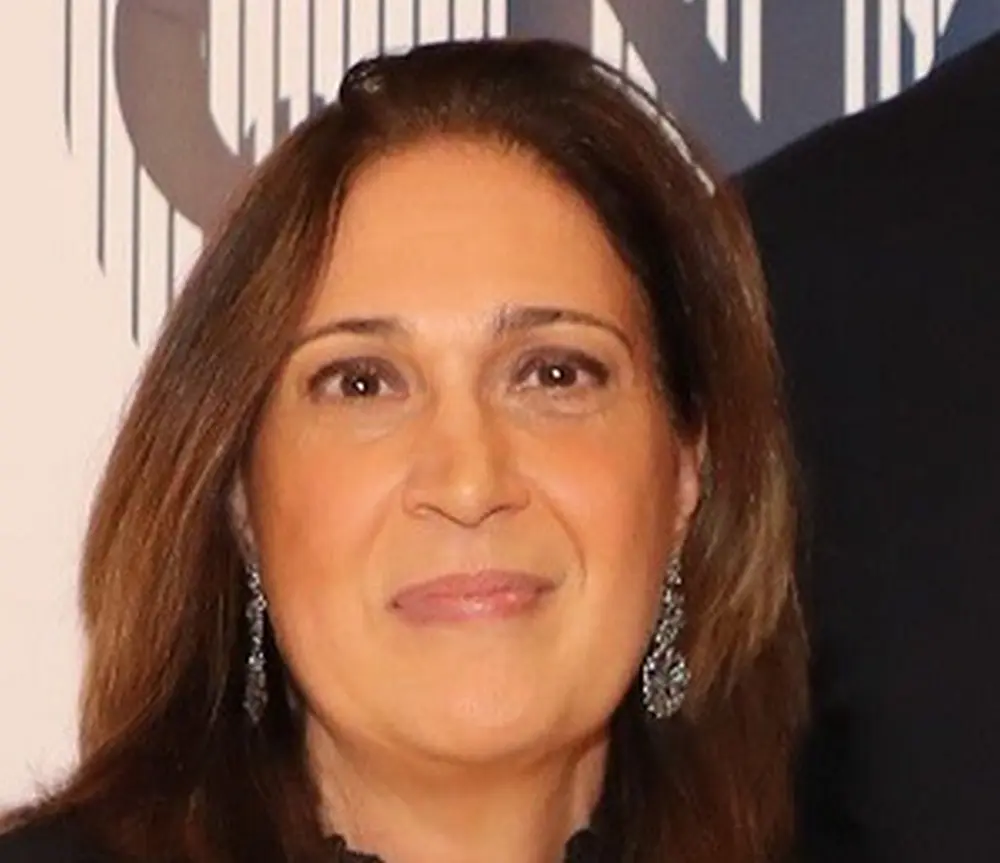 I complimenti del sindaco Tinti a Ornella Bova  che ha ricevuto la Stella al Merito del Lavoro