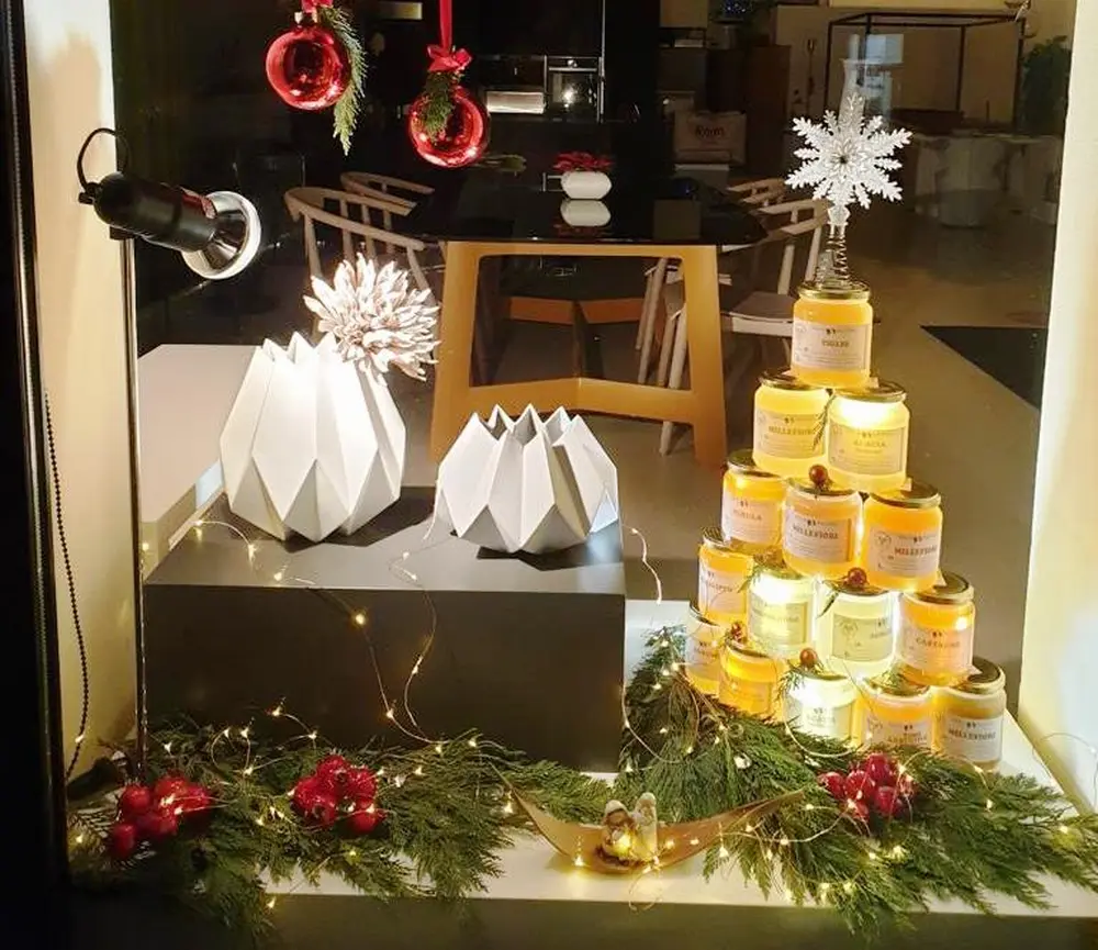 Natale con i Mieli nel Castello: ultimi giorni per completare le cartoline e ricevere il premio