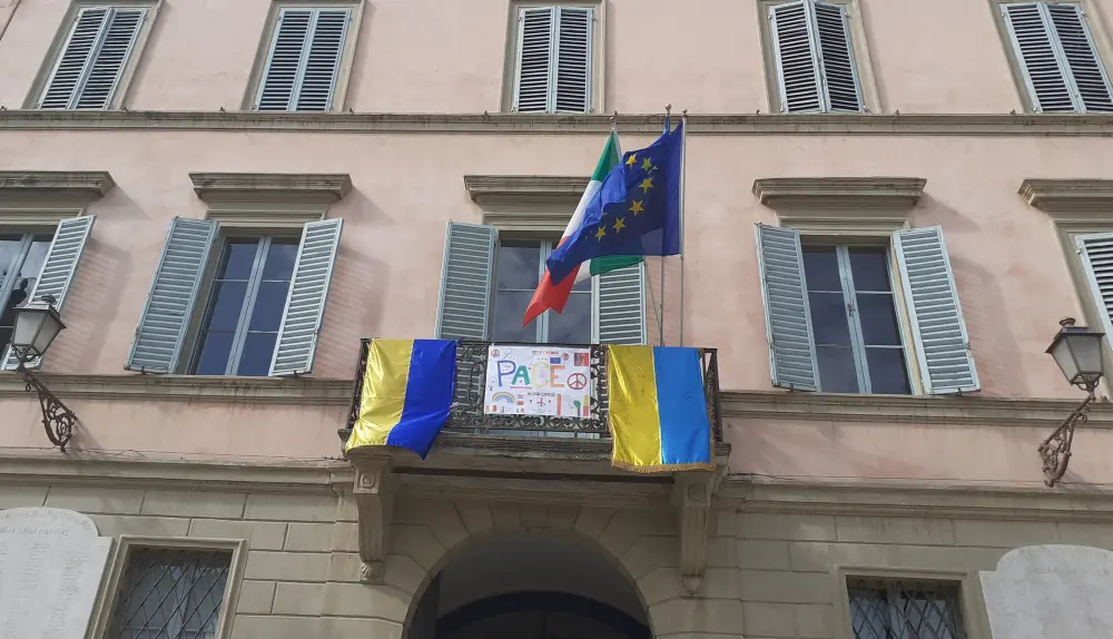 Il Comune affida alle associazioni locali le attività di assistenza ai profughi ucraini