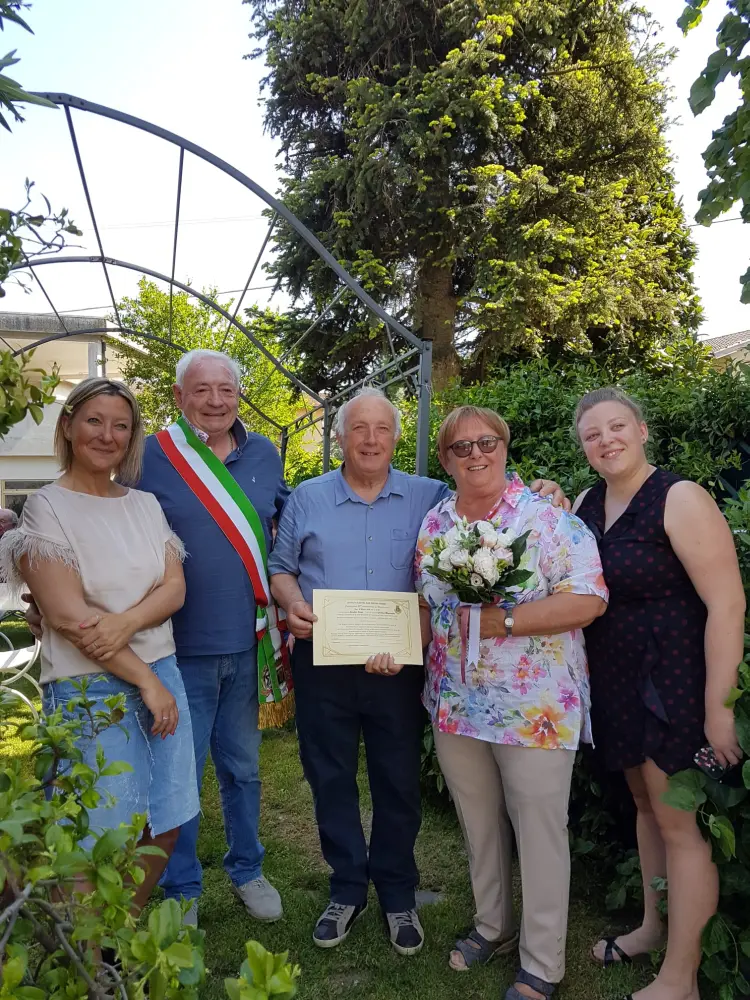 Auguri ad Angela e Sergio che hanno celebrato  il 50° anniversario di matrimonio