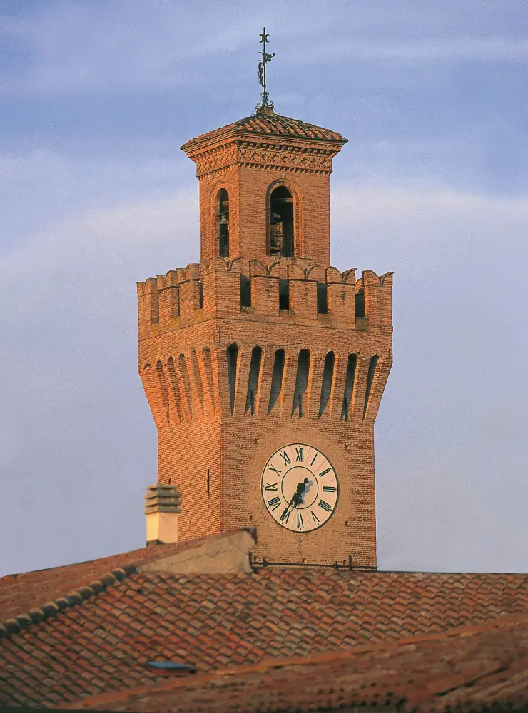 Avviso di selezione pubblica per la stagione teatrale 2022-2023 al Teatro Cassero