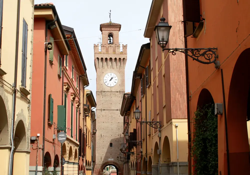 Aperto il bando per la stagione teatrale 2022-23 al Cassero Teatro Comunale