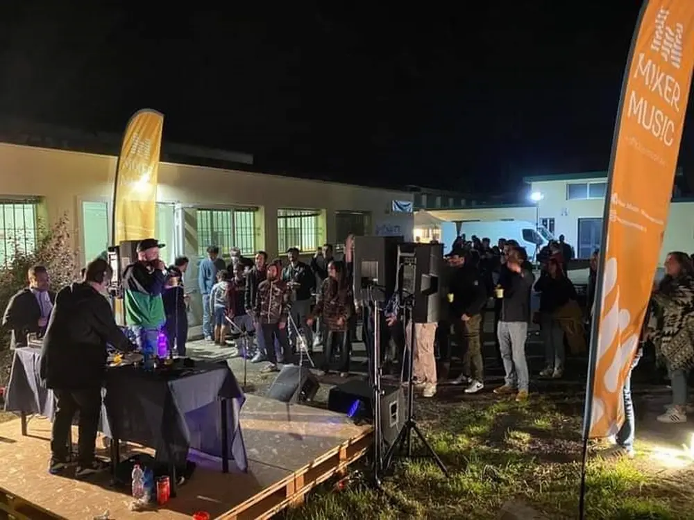 Festa Open Square domenica 16 ore 18 negli spazi di via Tosi