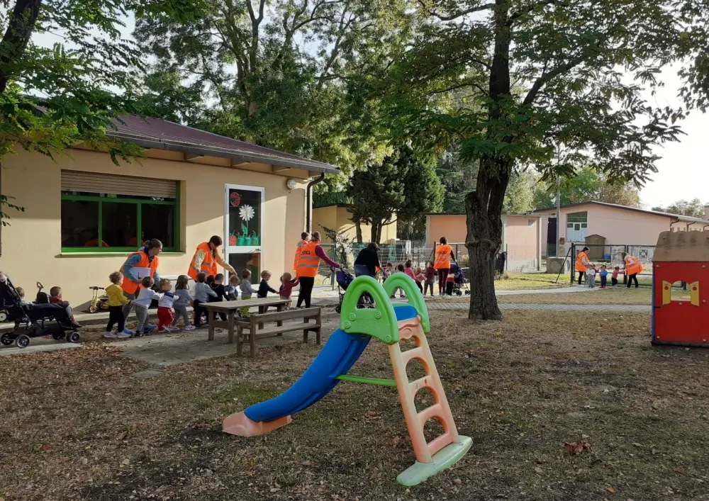 Sicuri e contenti: esercitazione antincendio per 81 bambini dei Nidi d