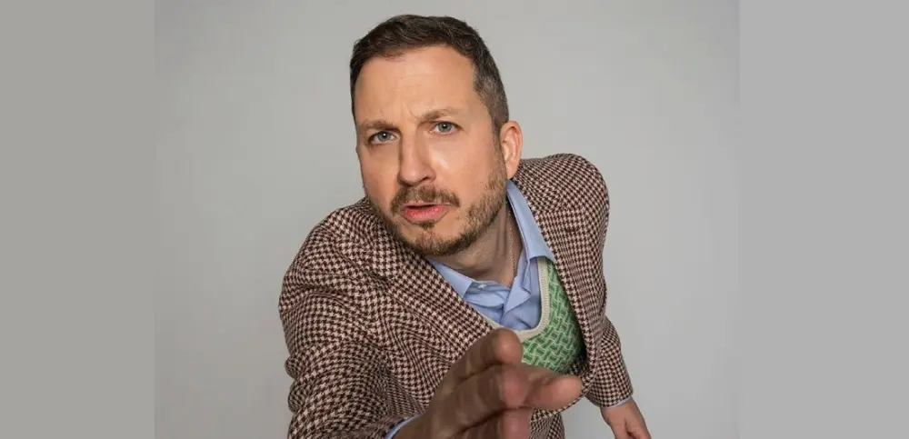 “Risate al Cassero”: sabato 11 si ride con il comico napoletano Francesco Arienzo in “Dr. Disagio”