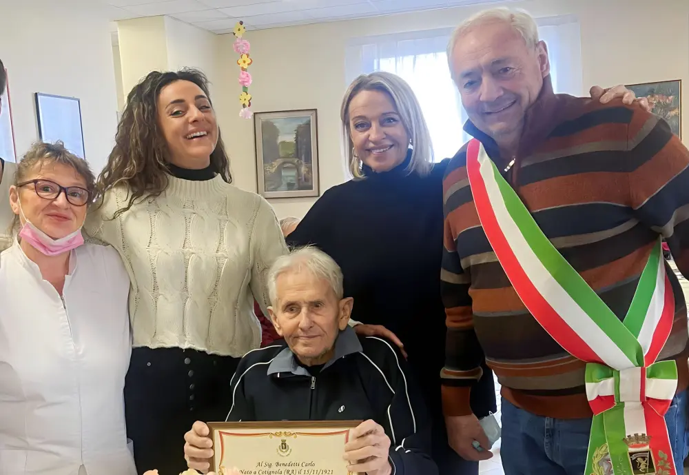Gli auguri per i 102 anni di Carlo Benedetti