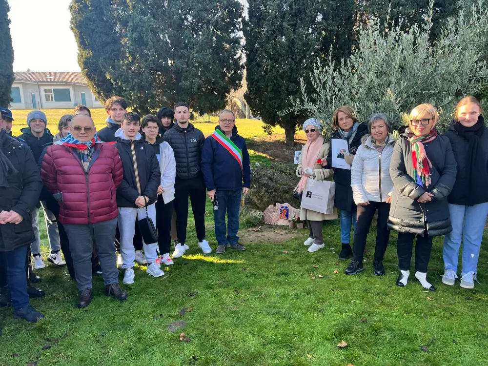 Cerimonia per Enrica Calabresi, il Sindaco: «Riflessione di alto valore degli studenti dello Scappi»