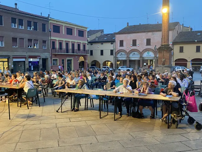 Tornano in piazza XX Settembre le grandi tombolate del martedì sera con l’Avis