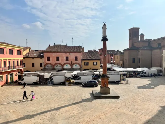 Domenica 19 ottobre 2025 torna il Mercato Straordinario d’autunno