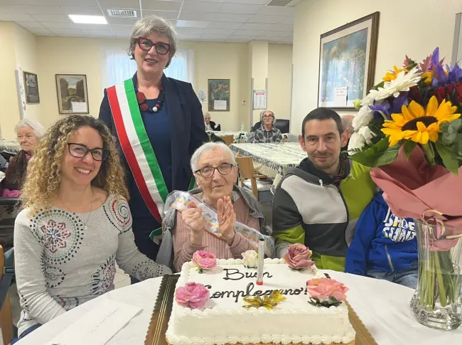 Auguri a Raffaella Mirri per i suoi 100 anni 