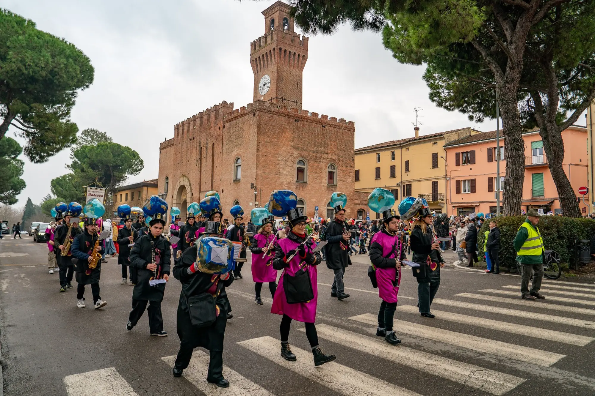 Grande successo per il “Carnevale dei Mondi”