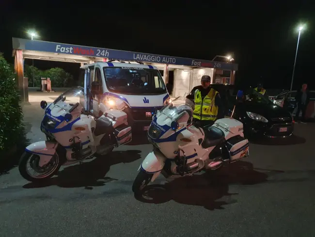 Sicurezza stradale: ripartito il servizio notturno straordinario 