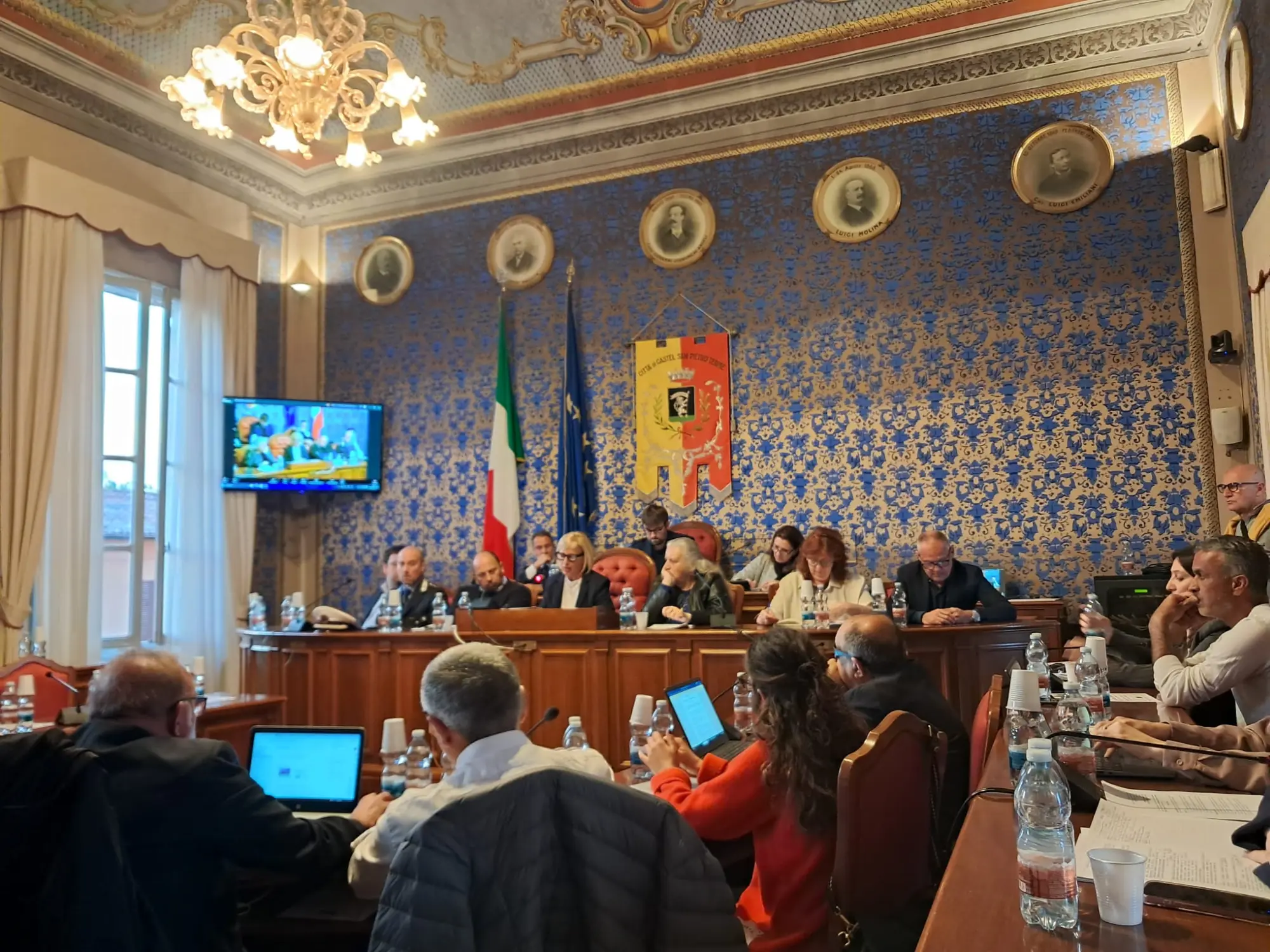 Castel San Pietro Terme revoca la cittadinanza onoraria a Benito Mussolini