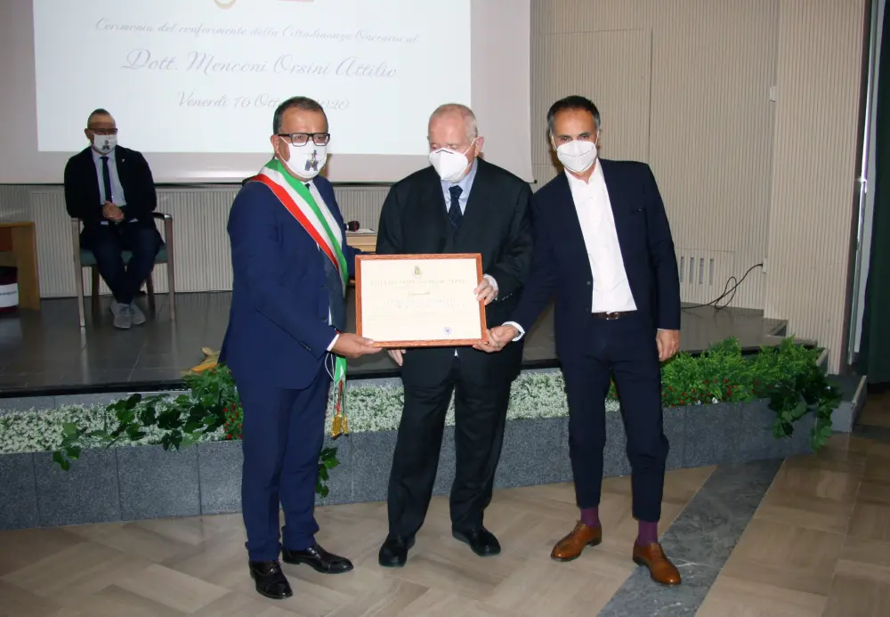 Cerimonia ufficiale alle Terme: Attilio Menconi Orsini è cittadino onorario