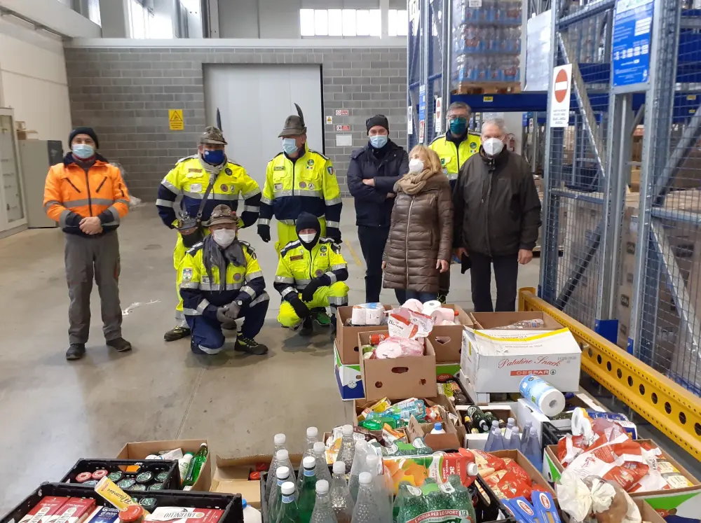 Aster Coop e Despar donano ad Auser e Caritas oltre 40mila confezioni di prodotti alimentari